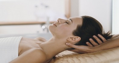 Массаж волосистой части головы процедура | MEDSTYLE Алматы