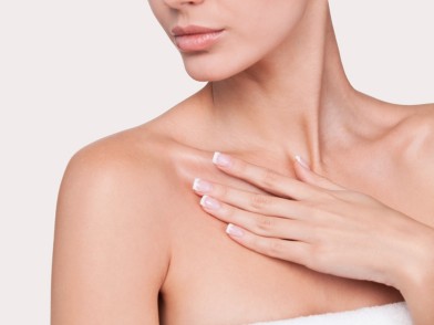 Устранение дряблости кожи в области груди зона | MEDSTYLE Алматы